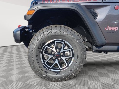 New 2025 Jeep Wrangler Unlimited Rubicon w/ Technology Group image 9