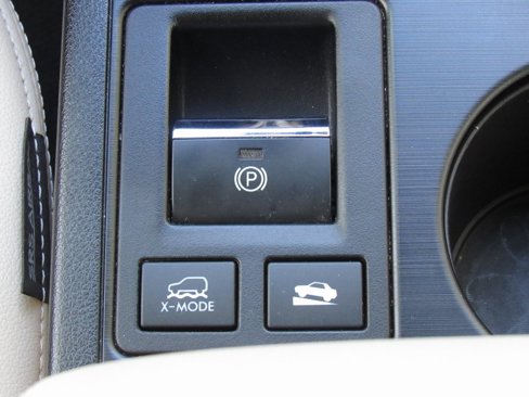 Used 2016 Subaru Outback 2.5i Limited image 32