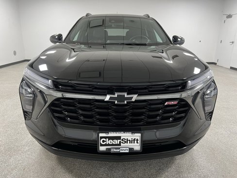 Used 2024 Chevrolet Trax RS w/ Driver Confidence Package image 3