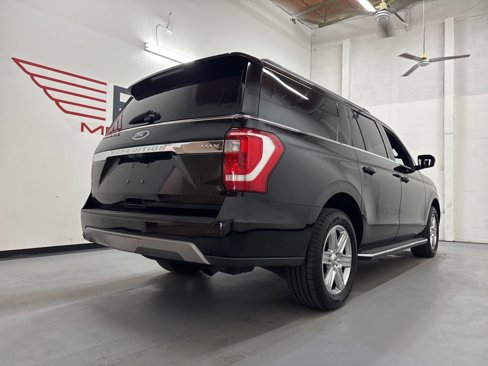 Used 2019 Ford Expedition Max XLT w/ Equipment Group 202A image 9