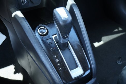 Used 2021 Nissan Versa SV image 15