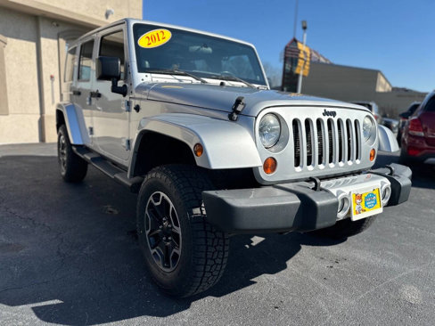 Used 2012 Jeep Wrangler Unlimited Sahara image 12