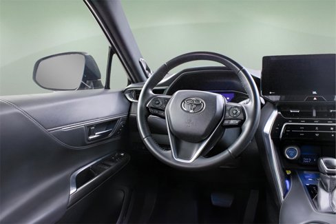 Used 2021 Toyota Venza XLE image 14