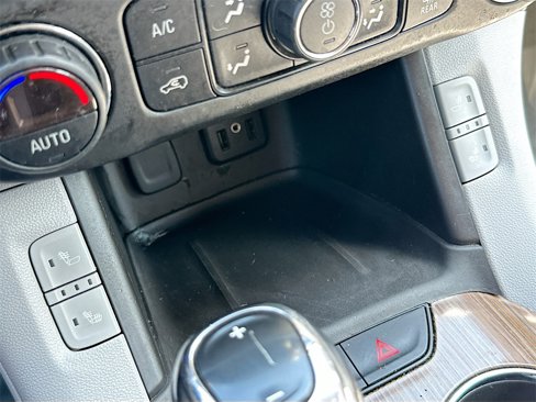 Used 2019 GMC Acadia SLE image 20