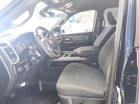 Used 2022 RAM 2500 Big Horn w/ Night Edition image 11