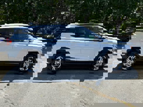 Certified 2024 GMC Terrain SLE image 7