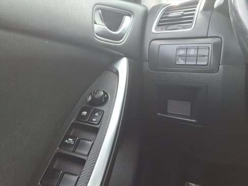 Used 2016 MAZDA CX-5 Touring image 32
