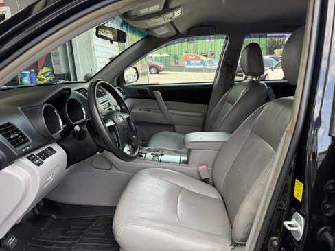 Used 2009 Toyota Highlander 2WD image 9