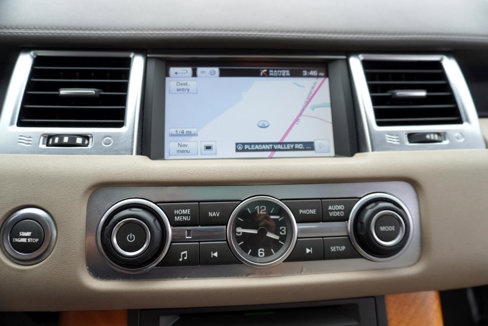 Used 2012 Land Rover Range Rover Sport HSE LUX image 14