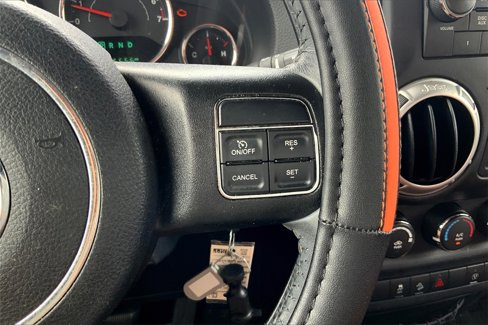 Used 2016 Jeep Wrangler Sahara w/ Connectivity Group image 20