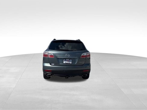 Used 2011 MAZDA CX-9 Grand Touring w/ Moonroof & Bose Audio Pkg image 4