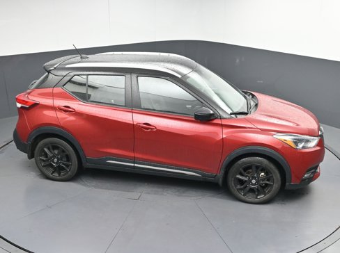 Used 2020 Nissan Kicks SR image 32