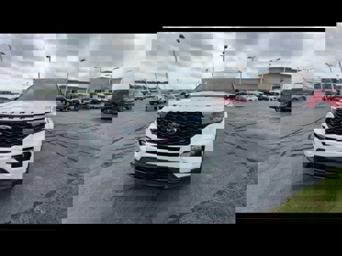 Used 2022 Ford Explorer ST w/ Equipment Group 401A image 3