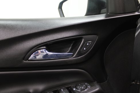 Used 2021 Chevrolet Equinox LT image 8