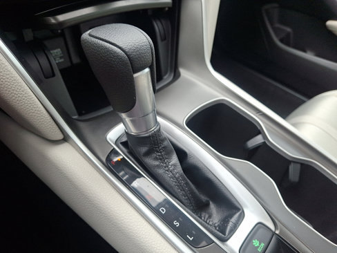 Used 2019 Honda Accord EX image 15