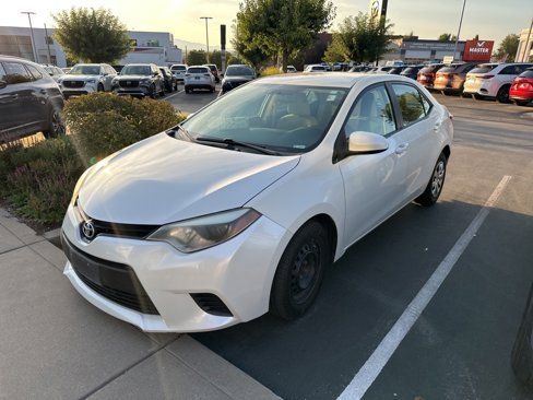 Used 2014 Toyota Corolla LE image 1