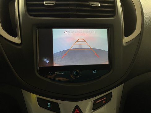 Used 2016 Chevrolet Trax LT image 2