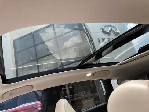 Used 2020 INFINITI QX50 Luxe image 12