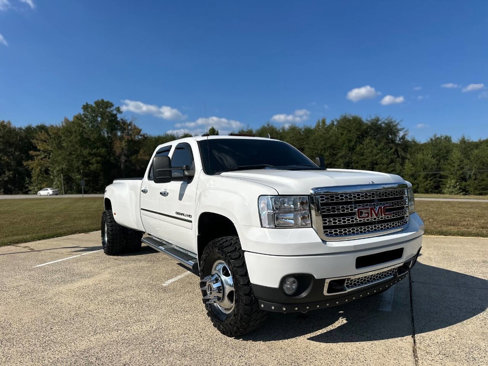 Used 2013 GMC Sierra 3500 Denali image 1