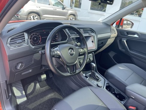 Certified 2019 Volkswagen Tiguan SEL w/ 3rd Row Seat Package image 21