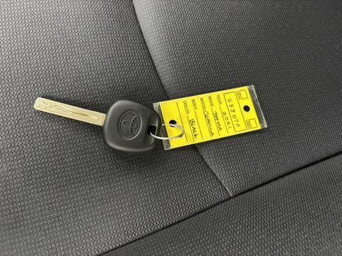 Used 2021 Toyota Corolla LE image 20