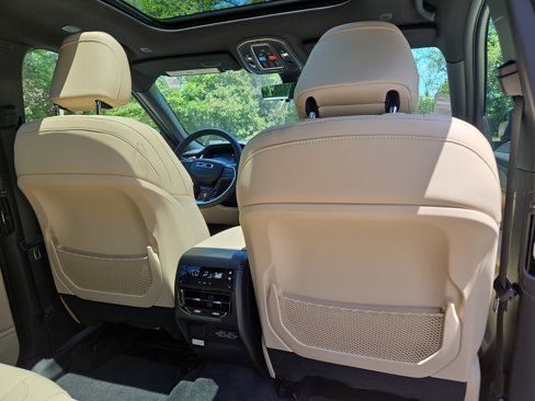 New 2025 Jeep Grand Cherokee L Limited w/ Luxury Tech Group II image 18