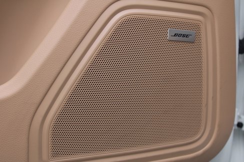 Certified 2024 Porsche Macan image 20