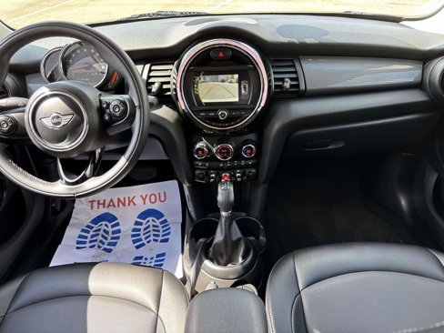 Used 2018 MINI Cooper 4-Door Hardtop image 30