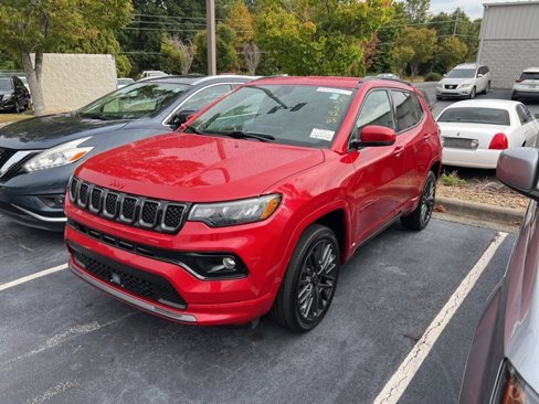 Used 2023 Jeep Compass Limited image 1
