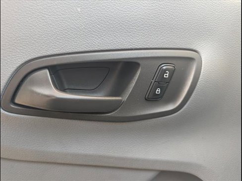 Used 2015 Ford Transit 250 130 Low Roof image 12