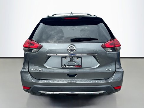Used 2017 Nissan Rogue SV w/ Midnight Edition image 7
