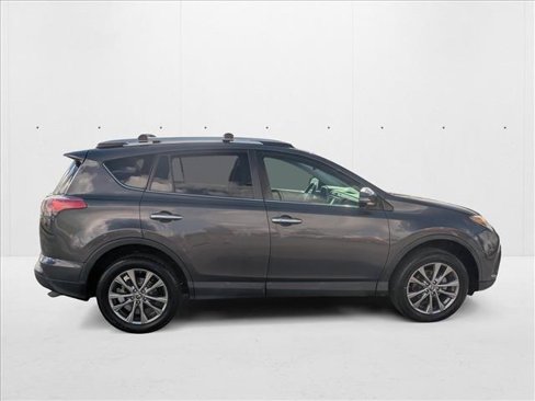 Used 2016 Toyota RAV4 Limited image 4