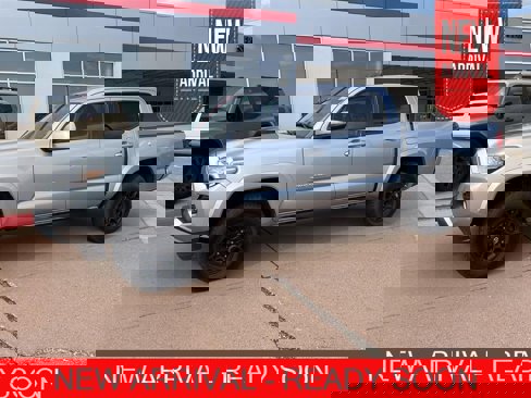Used 2022 Toyota Tacoma SR5 image 1