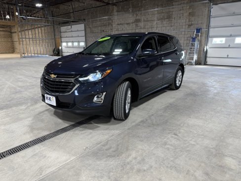 Used 2018 Chevrolet Equinox LT image 3