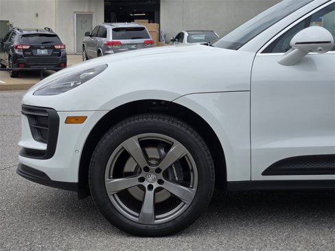 Certified 2024 Porsche Macan Turbo image 12
