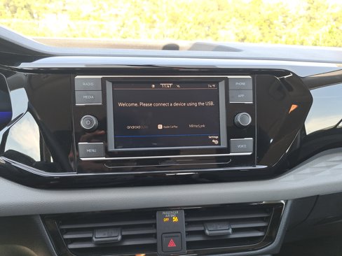Certified 2022 Volkswagen Taos S image 22