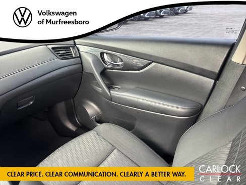Used 2018 Nissan Rogue SV image 27
