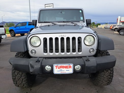 Used 2014 Jeep Wrangler Unlimited Rubicon w/ Max Tow Package image 9