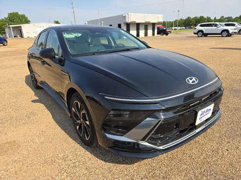 Used 2024 Hyundai Sonata SEL image 3