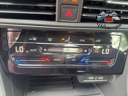 New 2025 Volkswagen Jetta SE image 7