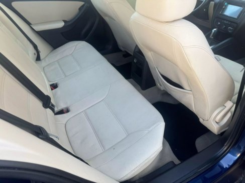 Used 2011 Volkswagen Jetta TDI image 17