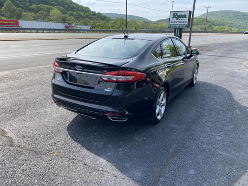 Used 2018 Ford Fusion SE w/ Equipment Group 201A image 6