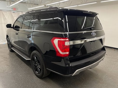 Used 2020 Ford Expedition XLT w/ Equipment Group 202A image 3