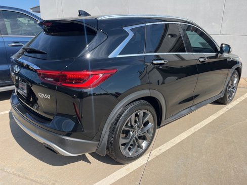 Used 2019 INFINITI QX50 Essential w/ Sensory Package image 6