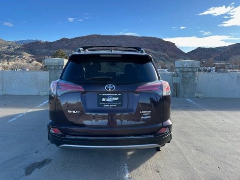 Used 2017 Toyota RAV4 Limited image 7