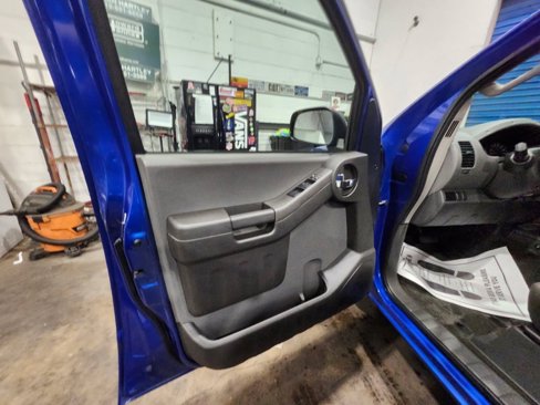 Used 2015 Nissan Xterra X image 26