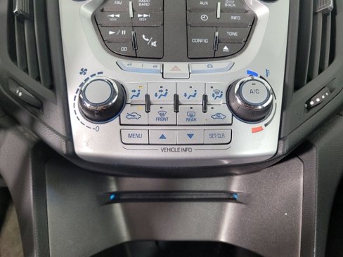 Used 2013 Chevrolet Equinox LS image 30