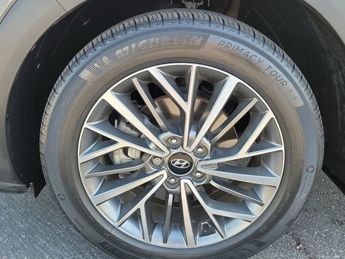Used 2021 Hyundai Tucson Ultimate w/ Cargo Package image 23