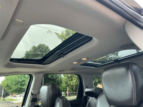Used 2015 GMC Acadia SLT w/ Open Road Package image 11