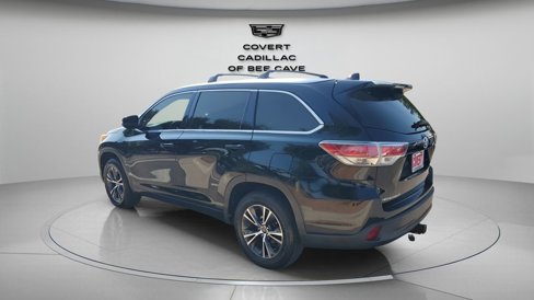 Used 2016 Toyota Highlander XLE image 7